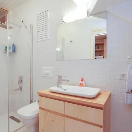 アパート Newly Renovated Apartment-studio *