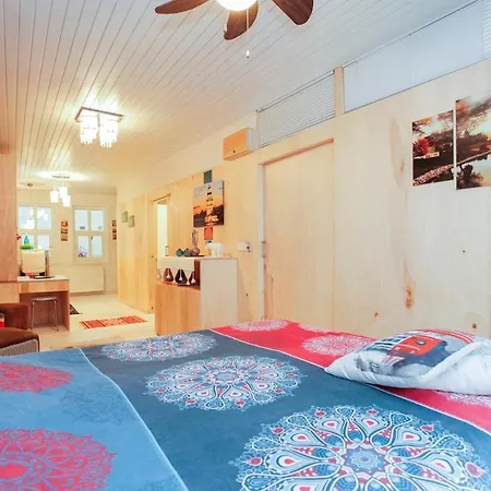 Newly Renovated Apartment-studio Appartement