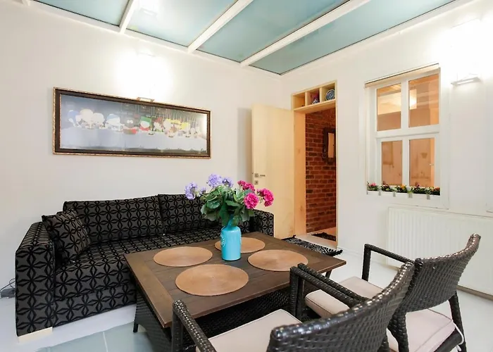 Newly Renovated Apartment-studio Appartement *